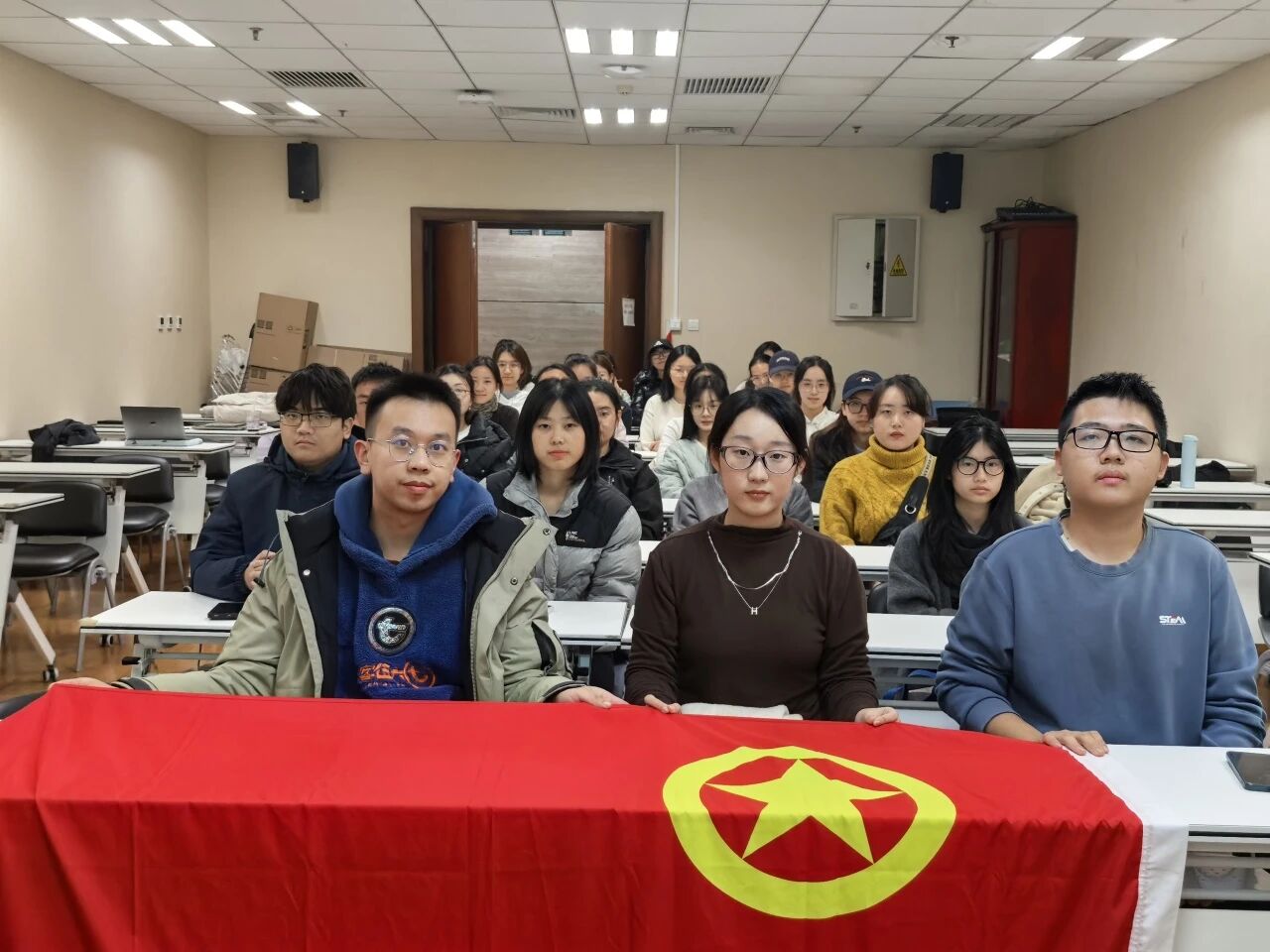 微信图片_2025-11-01_154826_619.jpg
